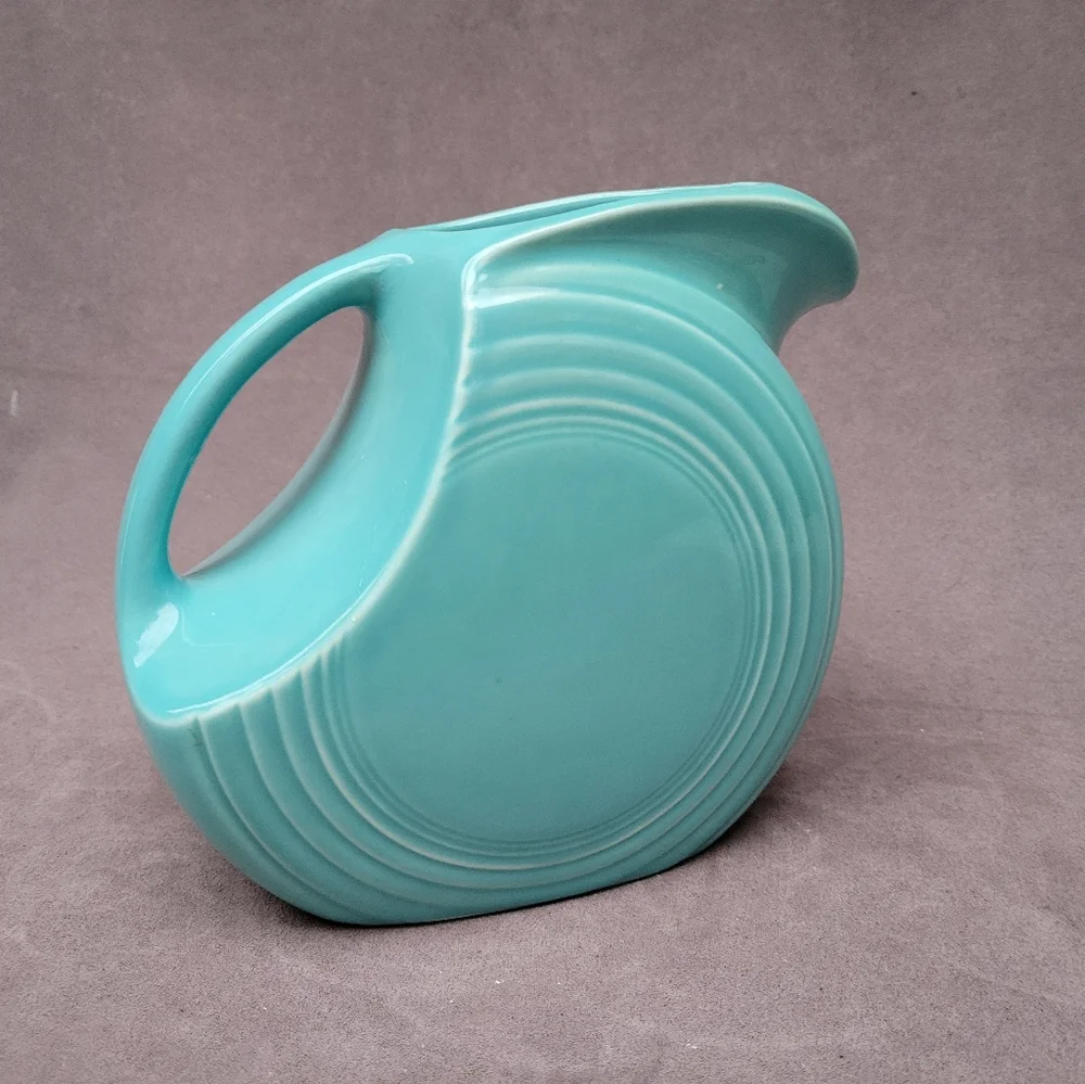 Vintage Homer Laughlin Fiesta Large Disc Water Pitcher - Picture 3 of 8